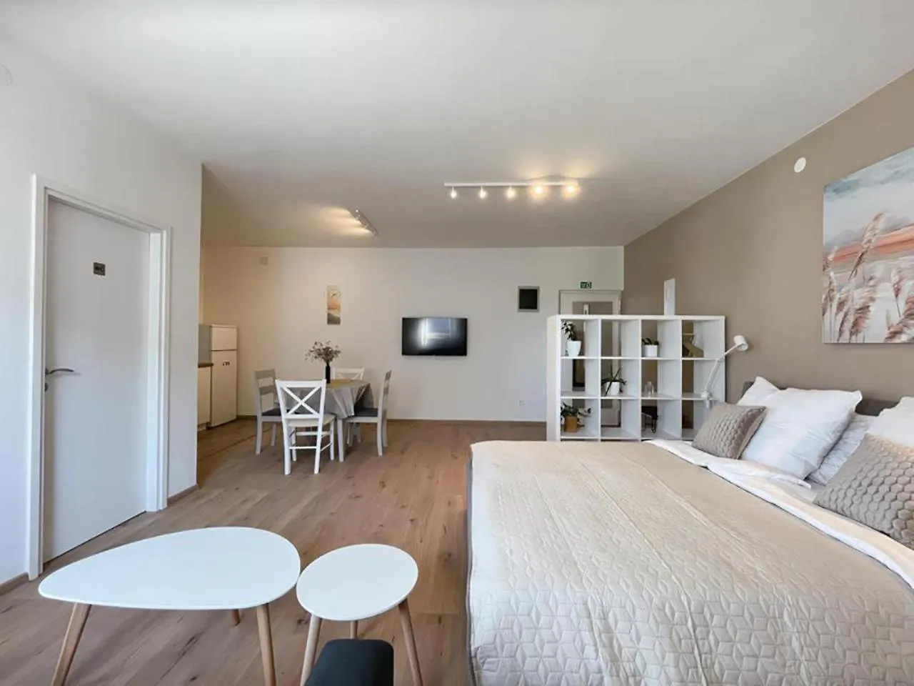 Caramel Comforts In Stinjan Only 800 Meters From The Beach Pula Apartment